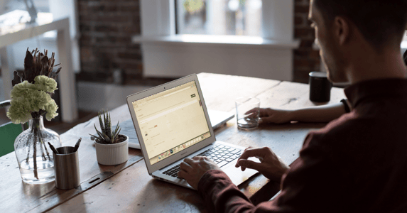 Bedrijfsovernames en online accounts